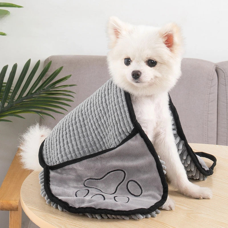 Pet Absorbent Microfiber Quick Drying Towel With Hand Pockets